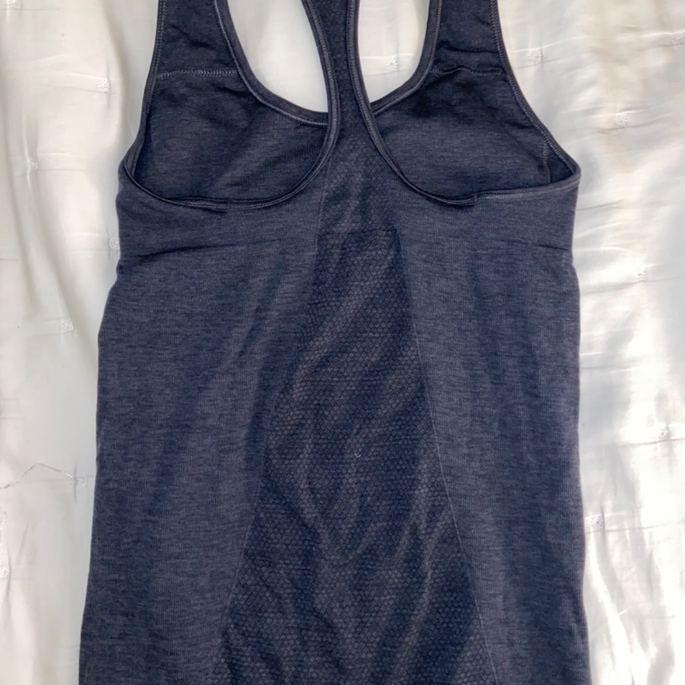 Running tank - Picture 2 of 2
